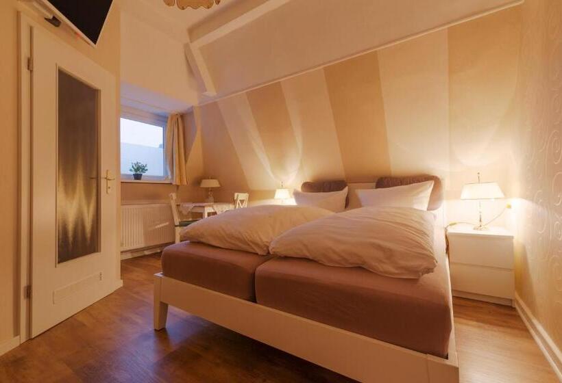 스탠다드 룸, Haus Müller