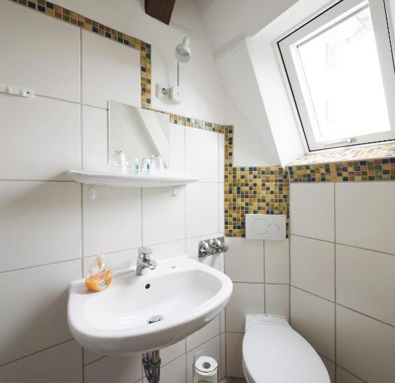 חדר סופריור, Haus Müller