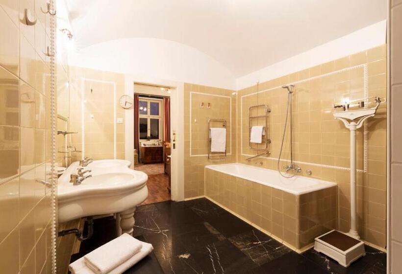 디럭스 전망 룸, Haus Müller