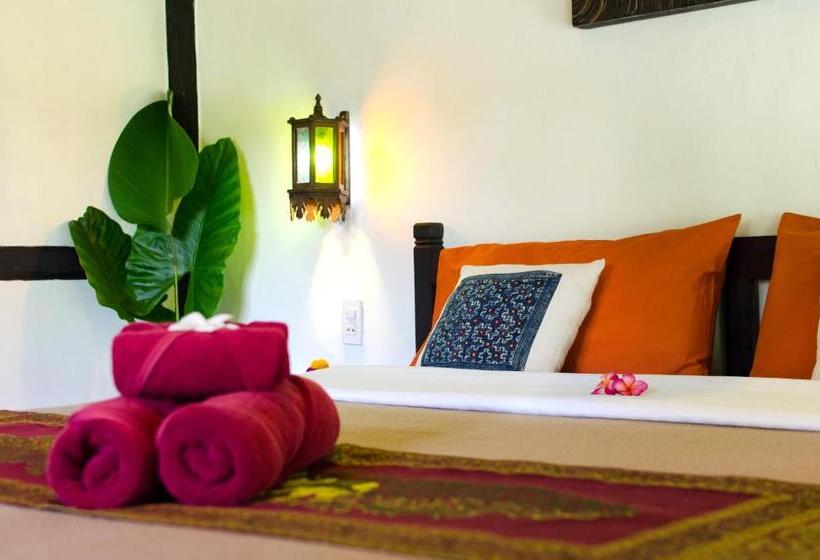 Classic room with balcony, Hillside Nature Lifestyle Lodge