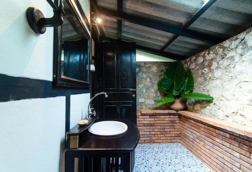 Номер Стандарт с Террасой, Hillside Nature Lifestyle Lodge