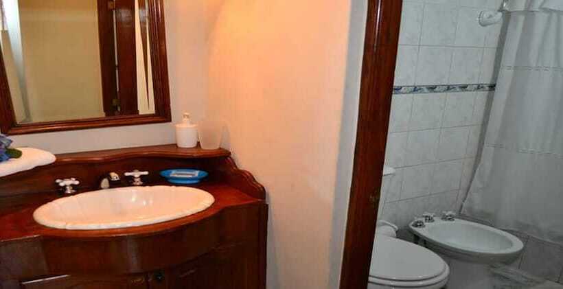 스탠다드 트리플 룸, Hostal El Cerrito