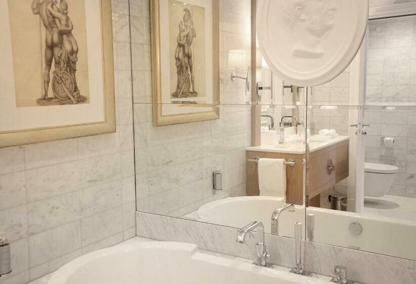 ジュニアスイート, Alchimy