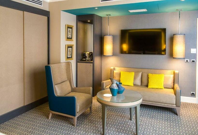 ジュニアスイート, Alchimy