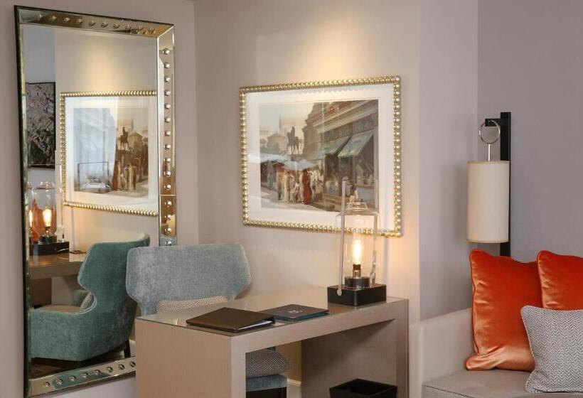 スーペリアージュニアスイート, Alchimy