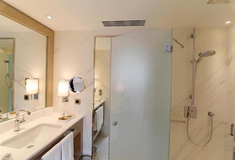 デラックスルーム, Alchimy