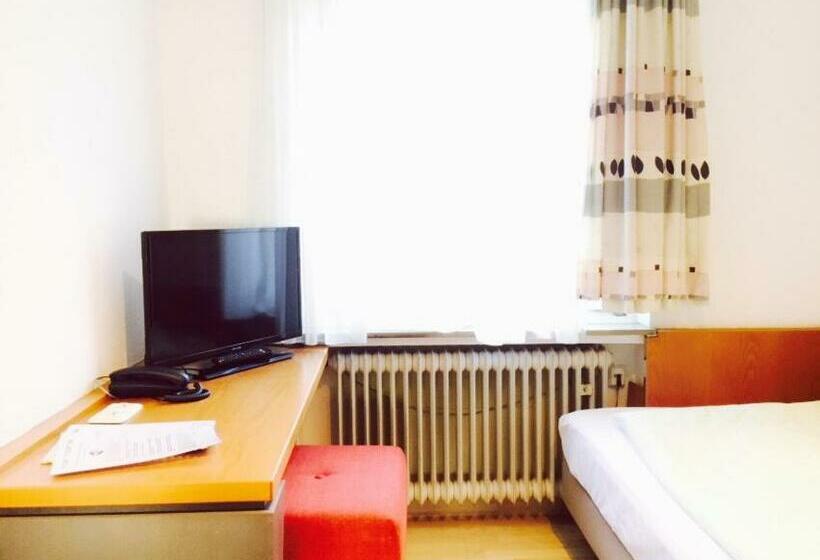 标准单人间, Imperial