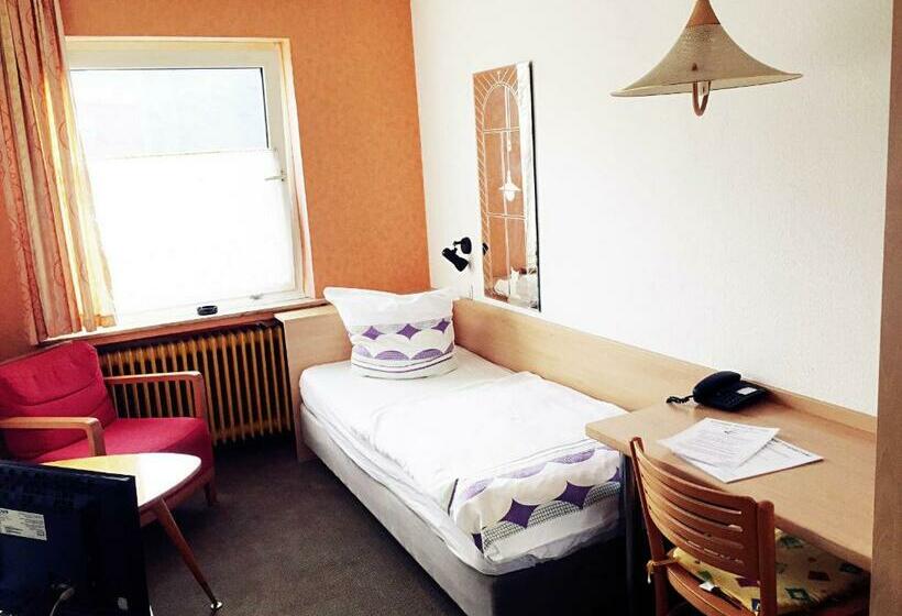 标准单人间, Imperial