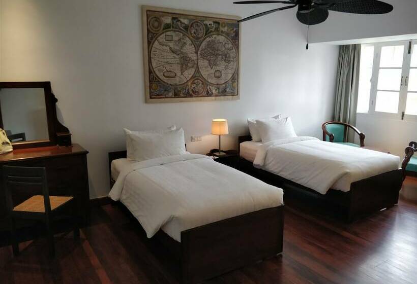 اتاق لوکس با چشم‌انداز باغ, Kalaw Heritage