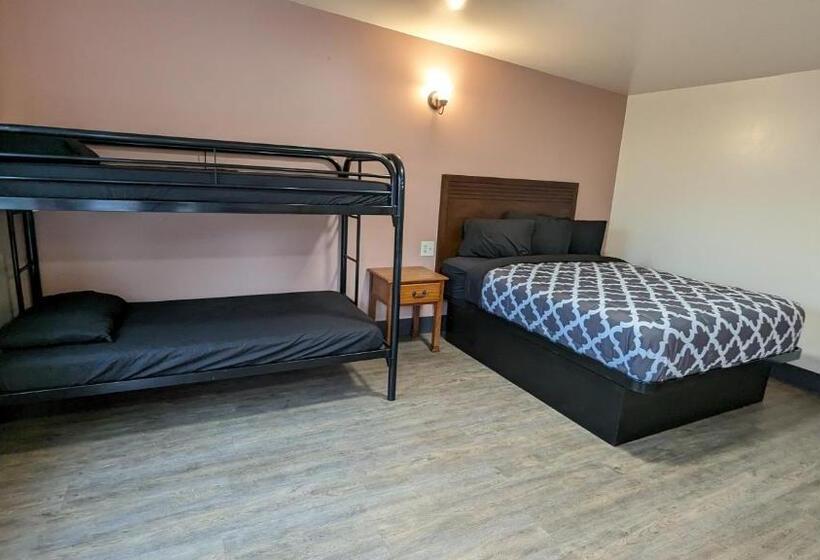 家庭间, Portland Value Inn