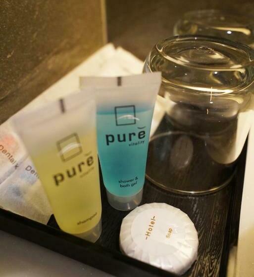 חדר סטנדרט יחיד, Ritzton