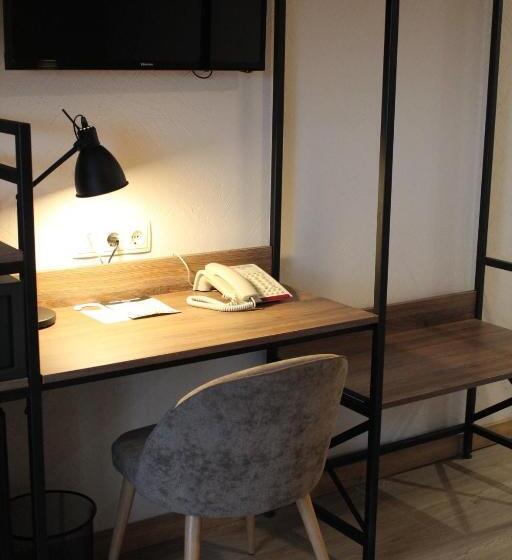 اتاق استاندارد با چشمانداز کوهستان, Savaneti Eco