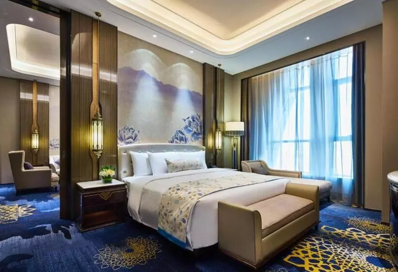 سوییت لوکس, Wanda Vista Hotel Urumqi