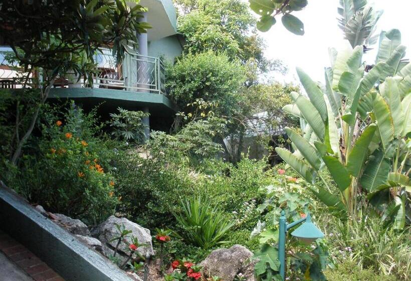 Люкс с Балконом, Jörn S Gästehaus