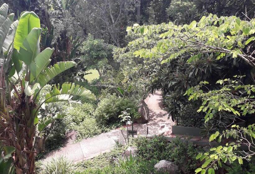 Люкс, Jörn S Gästehaus