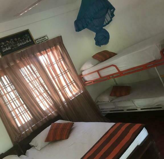 חדר משפחתי, Sujatha Tourist Rest