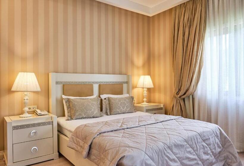 ویلای یک اتاق خوابه با استخر شنا, Qafqaz Riverside