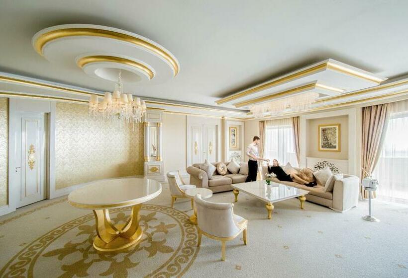 سوئیت با تخت بزرگ, Qafqaz Riverside