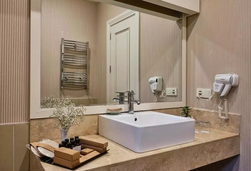 ツーベッドルーム　ヴィラ, Qafqaz Riverside