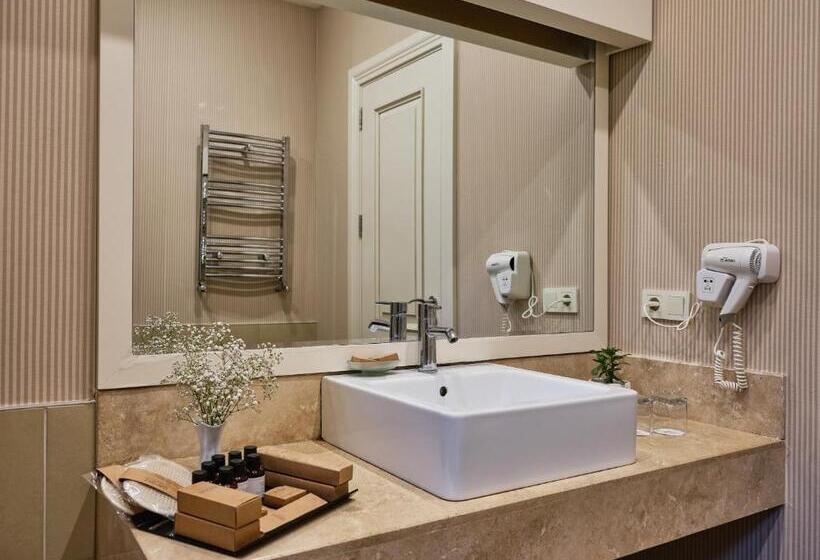 ویلای 3 خوابه, Qafqaz Riverside