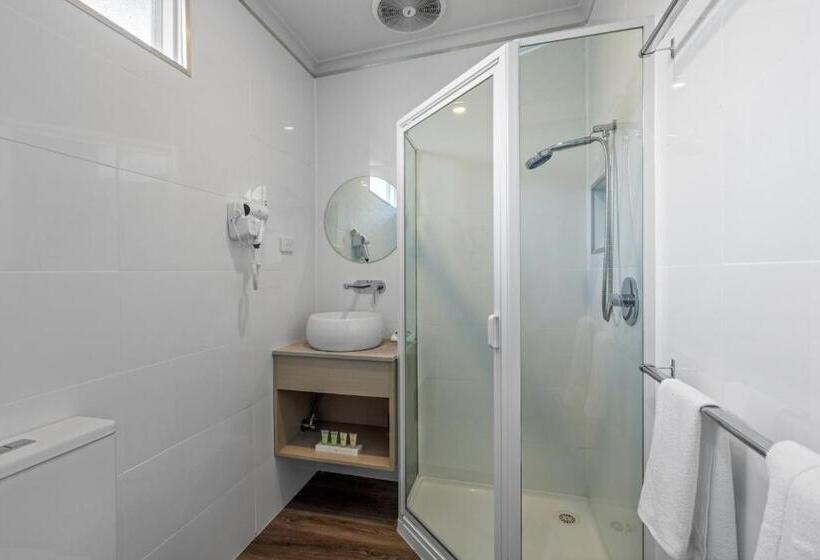 חדר סטנדרט, Rosebud Motel