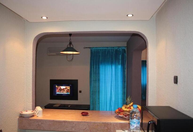 דירת חדר, Anezi Apartments