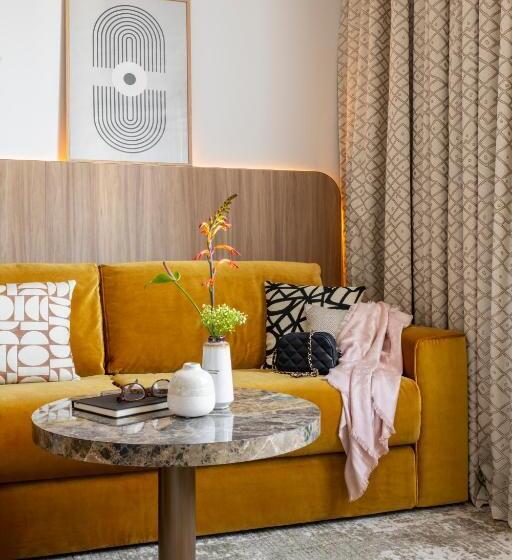 스위트 킹사이즈 침대, Pullman Lyon