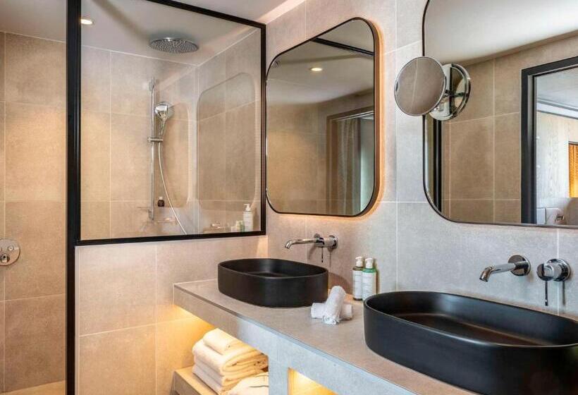 패밀리 연결 룸, Pullman Lyon