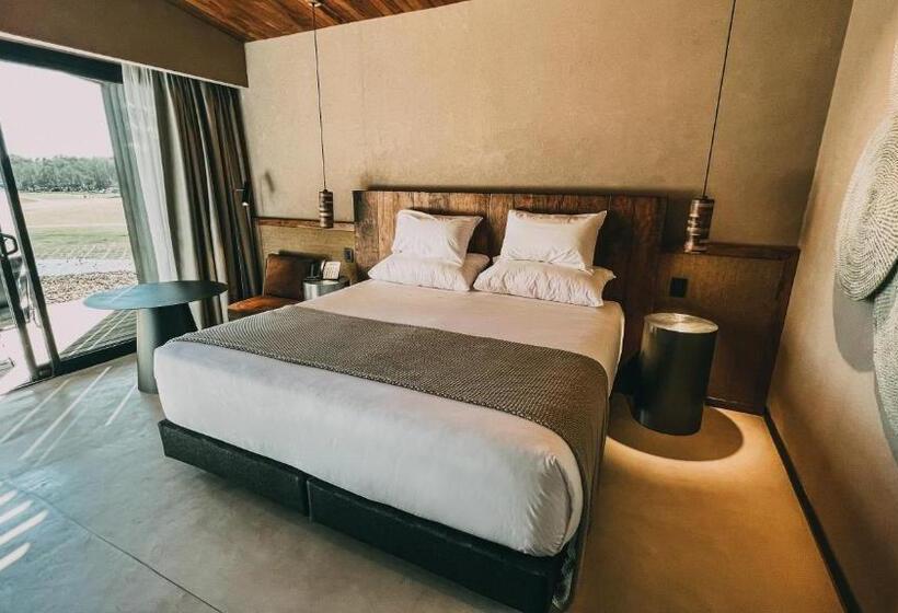 غرفة قياسية مطلّة علي البحيرة, Get Hotel Molvento, Aken Soul Collection