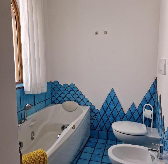 חדר דלוקס נוף לים, Holiday Double