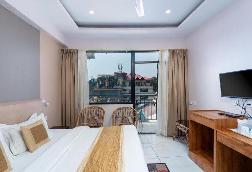 اتاق لوکس با بالکن, Buddha S Abode  Best Hotel In Mcleodganj Main Market