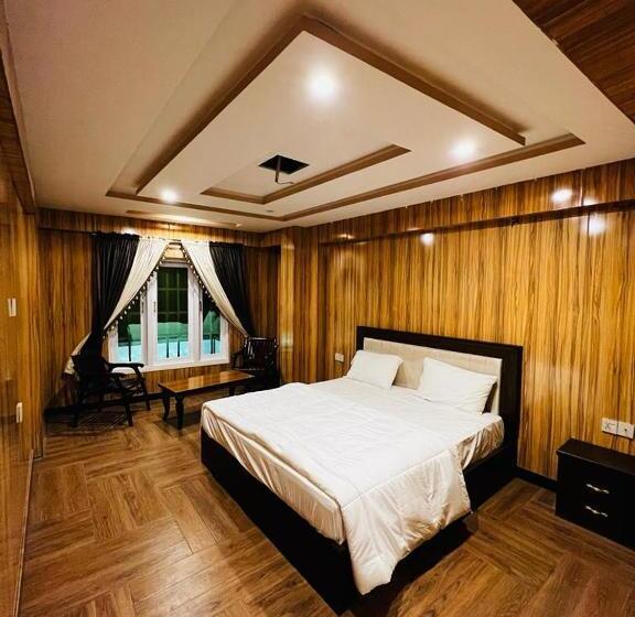 اتاق لوکس, 5star & Restaurant Skardu