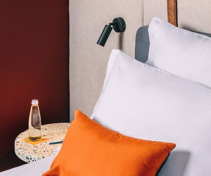 스탠다드 룸, Tribe Medellín