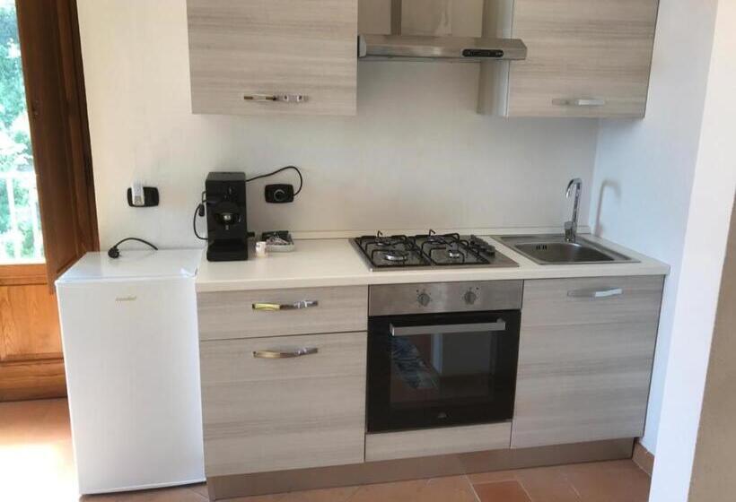 استودیوی لوکس, B&b Costa Di Amalfi