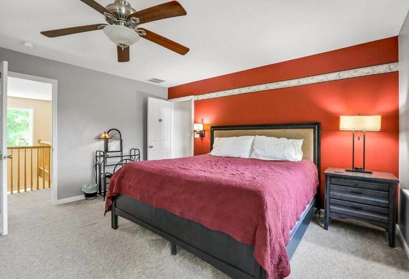 标准间带漩涡浴缸, Moondance Ridge Suites