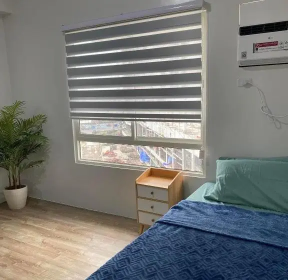 استودیوی استاندارد, Zoe Studio Mesavirre