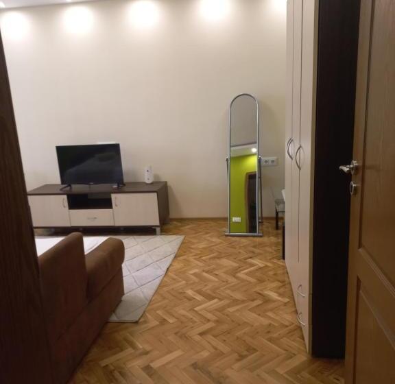 آپارتمان 1 خوابه, Guest House Dani