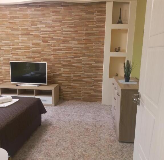 آپارتمان 2 خوابه, Guest House Dani