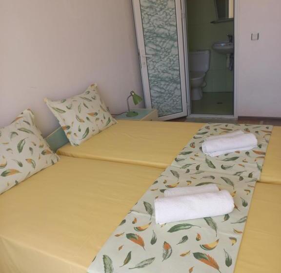 اتاق استاندارد با بالکن, Guest House Dani
