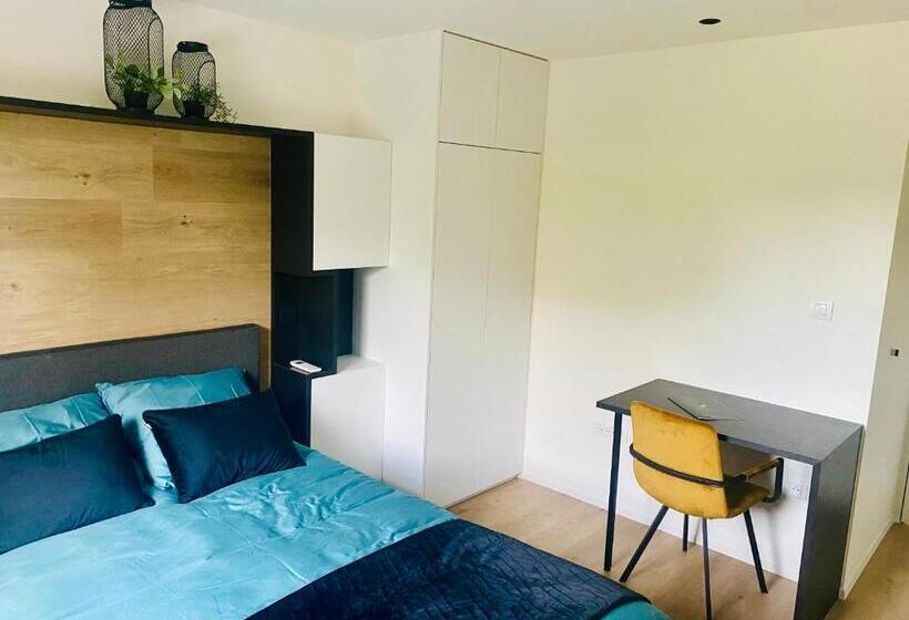 اتاق استاندارد, Inova Guesthouse