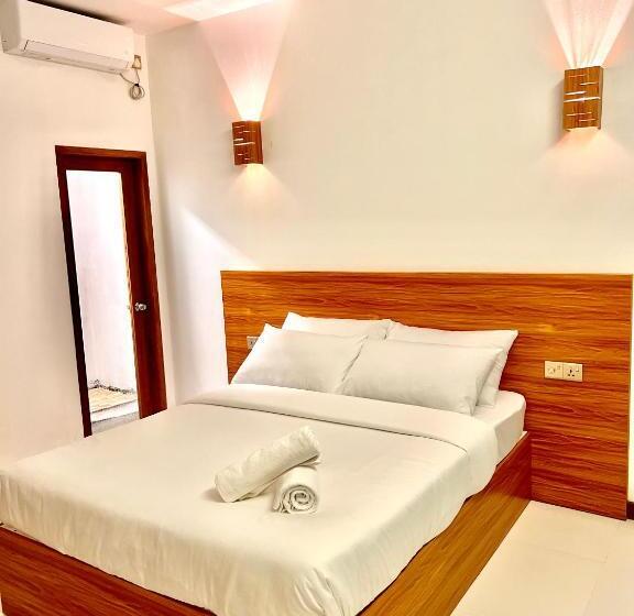 اتاق لوکس با بالکن, Vilu Residence