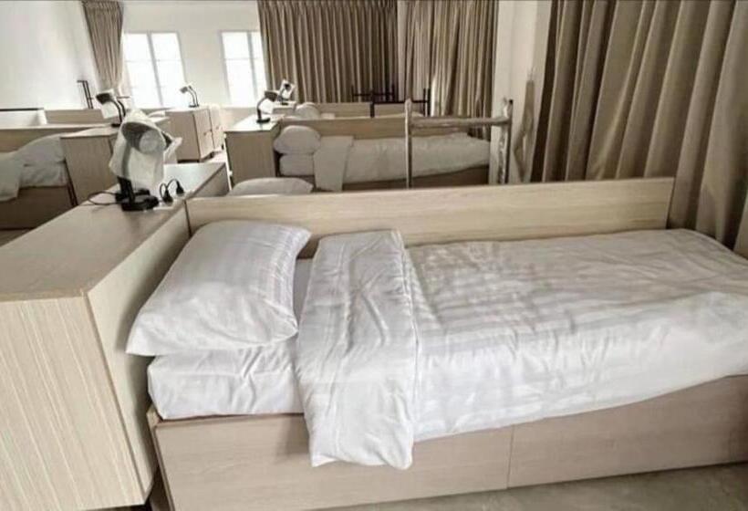 מיטה בחדר משותף, Bbvc Hostel   Collegestay