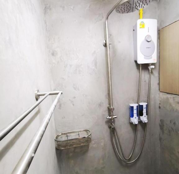 Кровать в Общей Комнате, Bbvc Hostel   Collegestay