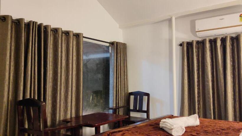 豪华海景房, Marari Blue Whale Beach House