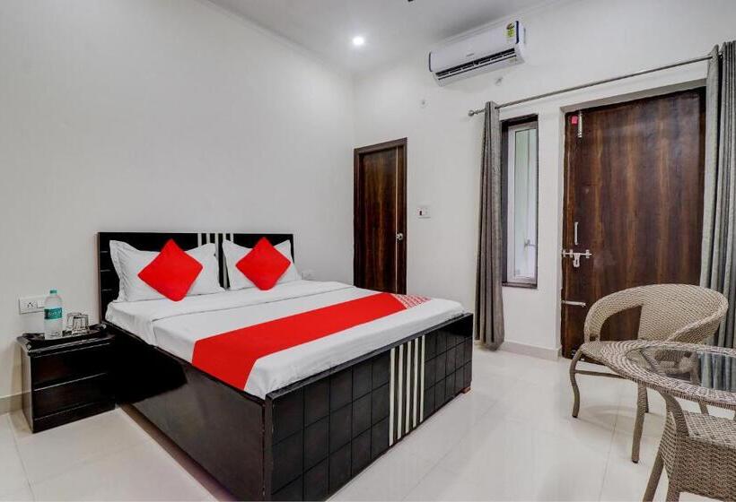 스탠다드 룸, Oyo Flagship Malsi Forest View Home Stay