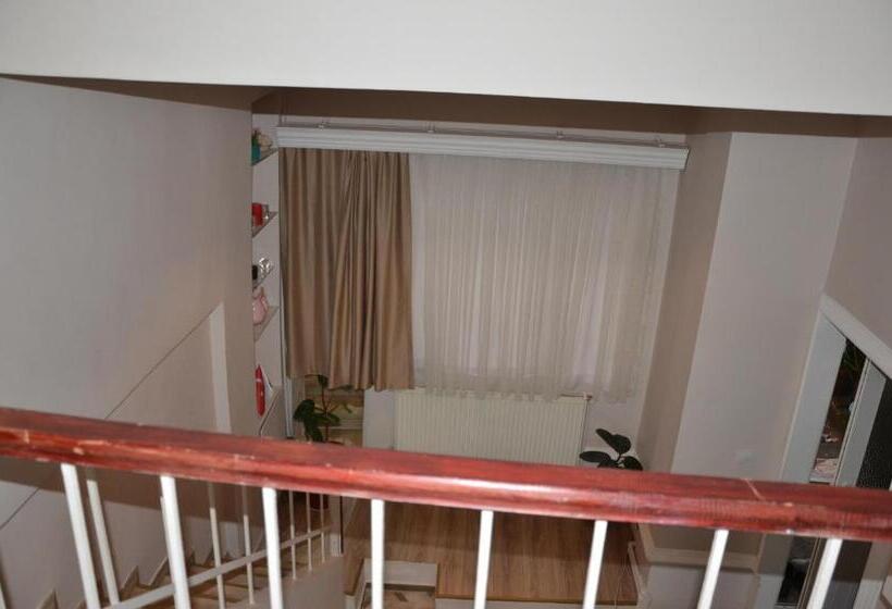 Apartamento Dúplex 1 Dormitório, Işıl