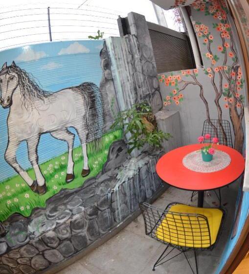 Quarto Triplo Estandar com Sacada, Işıl