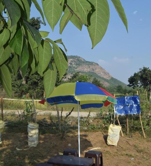 マウンテンビュースタンダードルーム, Palash Pahar Resort