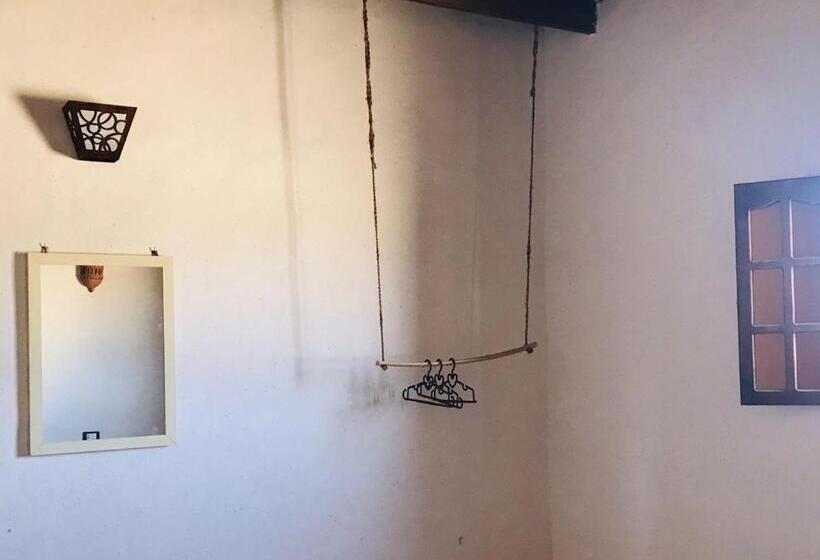 اتاق خانوادگی, Gazrashek