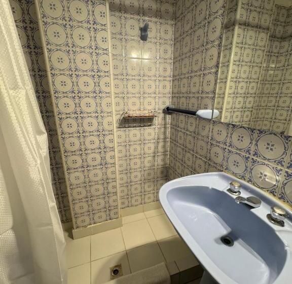 Economy Quadruple Room, El Residencial B&b